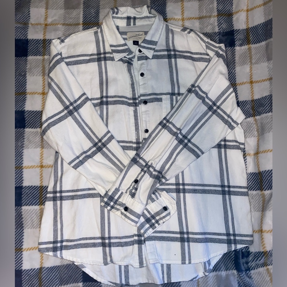 Universal Thread Plaid Long Sleeve Flannel